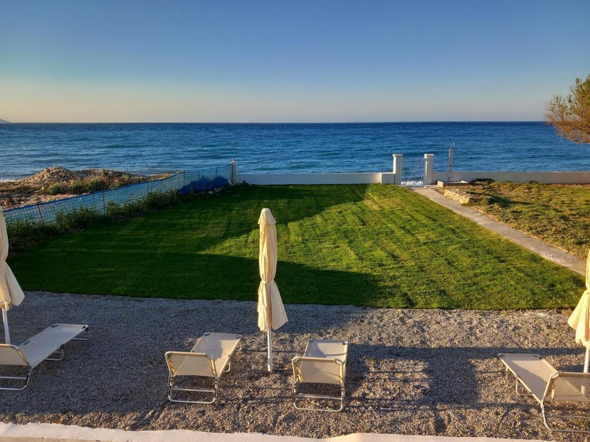 Vilă Seafront Eirini