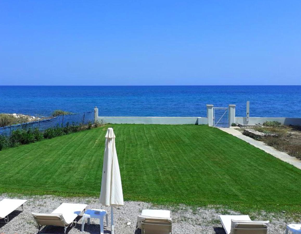 Seafront Eirini Эпископи